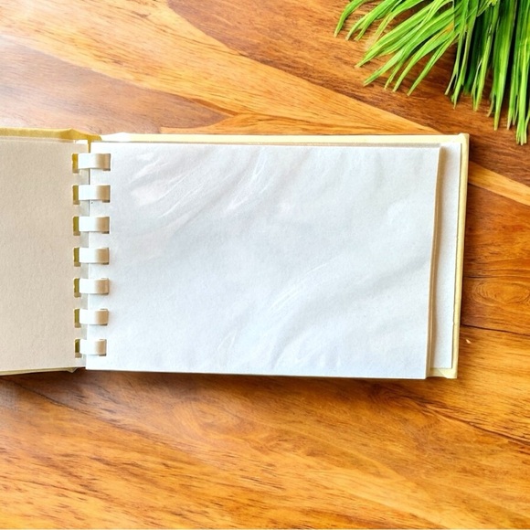 Vintage 1976 Grandma’s Brag Book – Beatrix Potter Peter Rabbit Photo Album - Picture 7 of 8